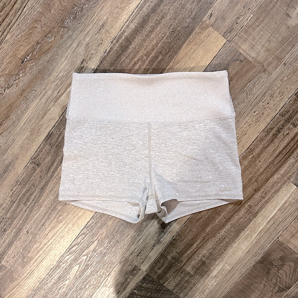 Women's gray Alo Aura soft yoga shorts